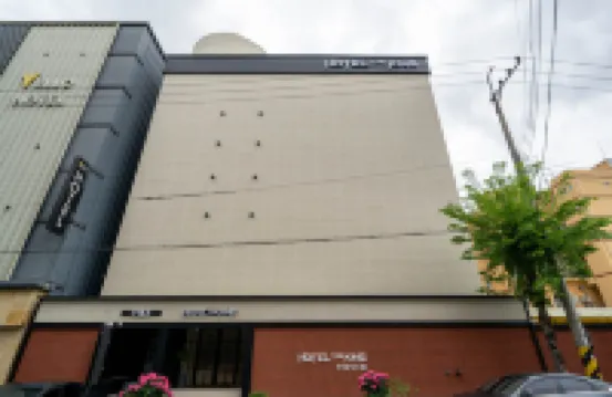 Page Hotel
