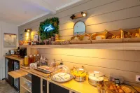 Ostal Pau Universite, Sure Hotel Collection by Best Western - breakfast
