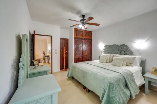 1 Block to Playa Los Tules, Pool Access! Lush Unit - Wifi