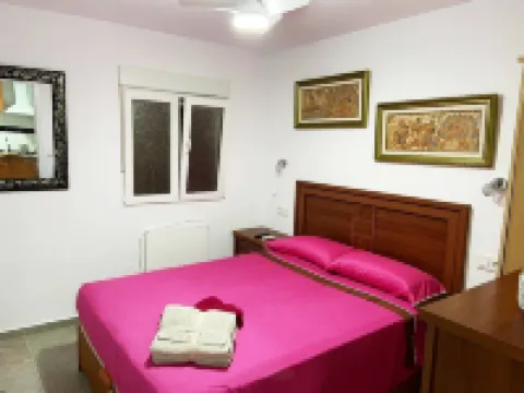 Charming 2 Bedroom Apartment in Elx, Spain