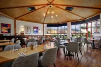 Delta Hotels by Marriott Swansea - Baarit