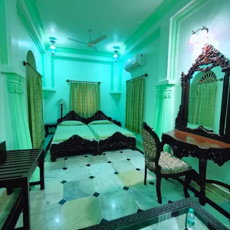 Palkiya Haveli - Heritage Hotel