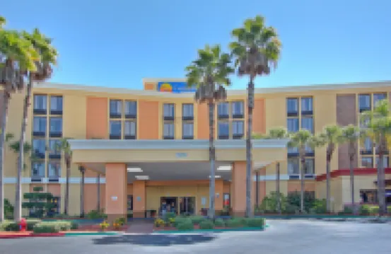 Comfort Inn & Suites Kissimmee by the Parks Hotels in Kissimmee