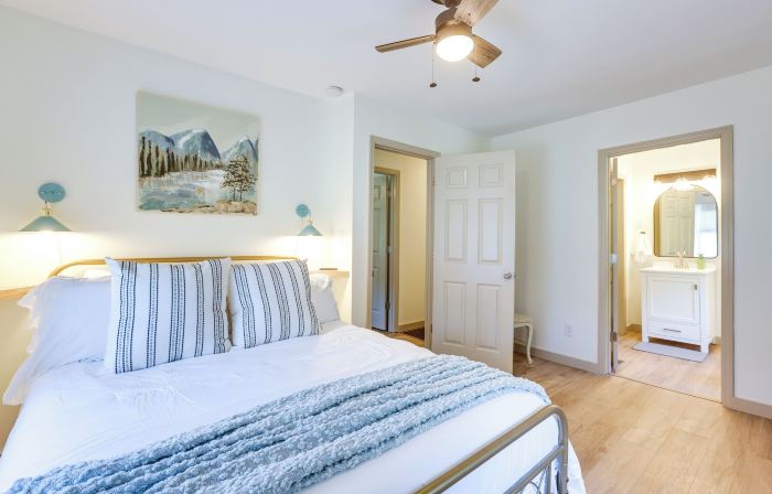 Pet-Friendly Alabama Retreat w/ Deck & Patio!