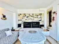 Elia Woodstone Houses - 4-Star