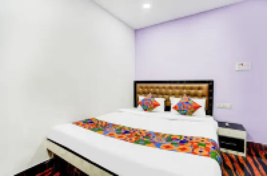 Fabhotel Triotel Inn