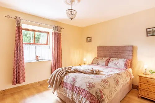 Cosy Farm Cottage on the Ring of Kerry