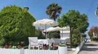 Akrogiali Exclusive Hotel (Adults Only)