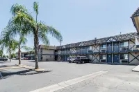 モーテル 6 キングスバーグ、カリフォルニア