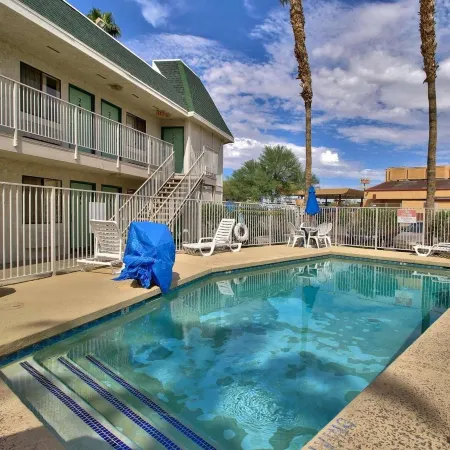 Motel 6 Yuma, AZ - East