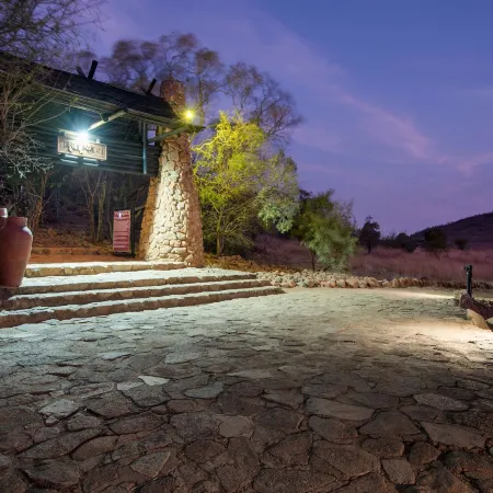 Tshukudu Bush Lodge