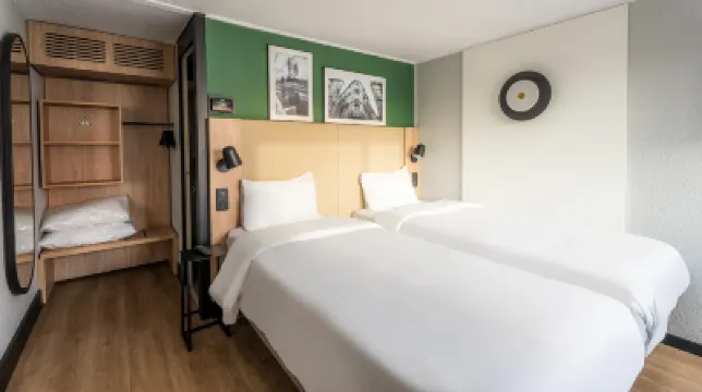 Campanile NATURE – Bordeaux Lac Hotels in Gironde