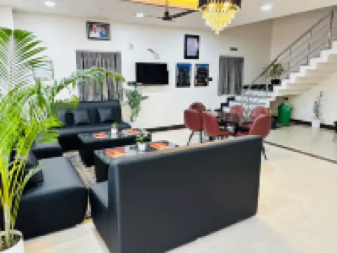 The Ravishya Retreat