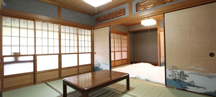 ゲストハウス イロンゴ 津のホテル