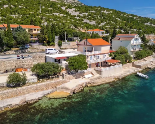 Apartment Irmica Hotels in Opcina Karlobag