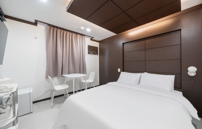 Cheongju Night Hotel