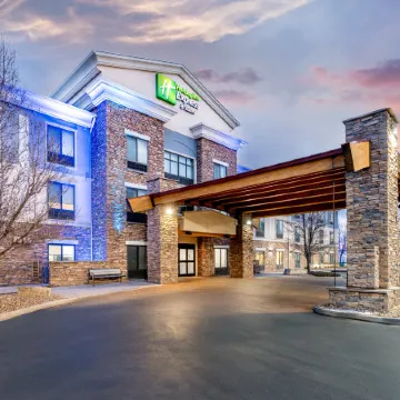 Holiday Inn Express & Suites LOVELAND by IHG