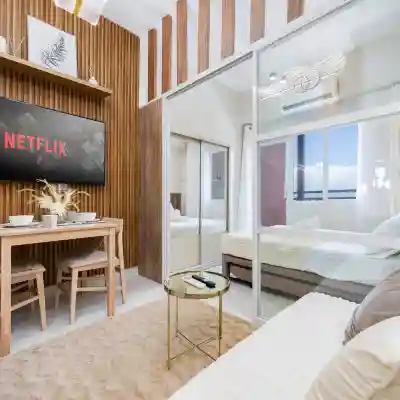 Elegant Wood-Accent Studio with Balcony Others