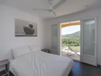 Roquebrun Villa with Pool
