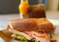 Stradonia Serviced Apartments - Kitchens