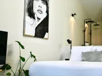 City Centre Jacuzzi Lofts Hotels in Nes