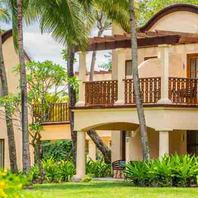 Hilton Mauritius Resort & Spa Hotel Exterior