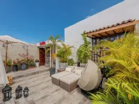 Hotel Dorado Plaza Calle del Arsenal Hotels near Museum of Cartagena de Indias