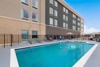 La Quinta Inn & Suites by Wyndham Athens I-65 - Pools