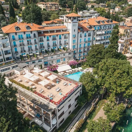 Hotel Savoy Palace