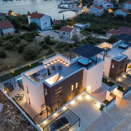 Villa Aria