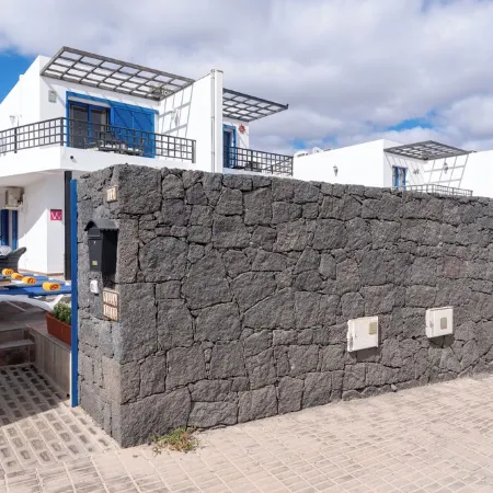 Air-conditioned Villa With Mountain Views, 300m From Coastal Path - Villa Elise
