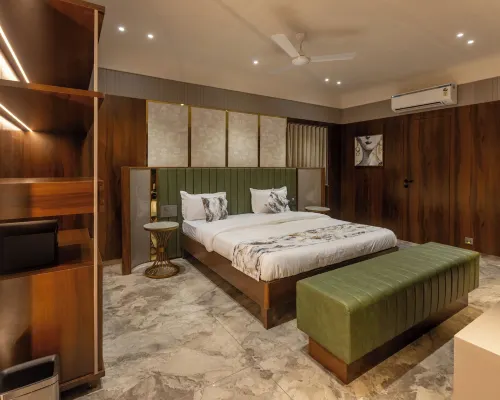 Hotel Darshan Hotels in Amreli