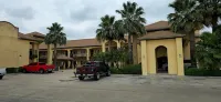 Texas Inn and Suites - Rio Grande Valley - Parkering