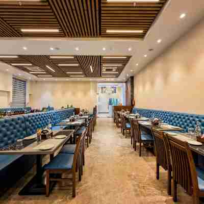 ZiP By Spree Hotels Pandharpur Dining/Meeting Rooms