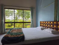 MeerahMahal Entire Luxurious Aqua Villa - Bungalows
