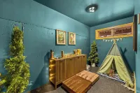 Royal Elk Lodge