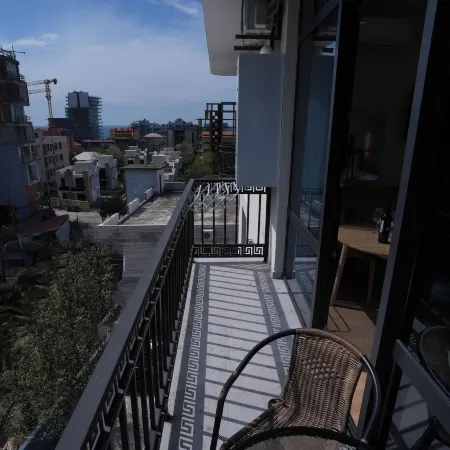 PARALLEL Apartments