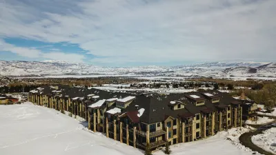 Kestrel by Avantstay Close to the Ski Slopes in This Majestic Home in Park City Hotel di 