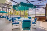 534 - Stunning 4 Bed Villa with South Facing Pool, Spa & Water View Near Disney - 3-Sterne
