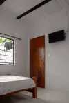Spacious Coveñas Cabin 4 Bedrooms, close to beach, Pet-Friendly - balcony