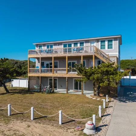 "What A Great Location" - Oceanview Home, Steps to Beach, Bike/Walk To Fun/Food!