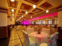 Hotel Saffron Leaf - バー