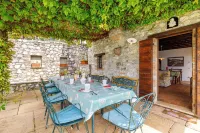 Villa Formaga Stunning View & Garden - Happy Rentals