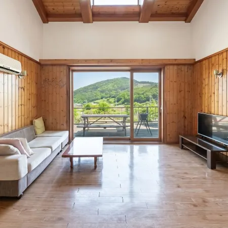 Daebudo White Island Pension