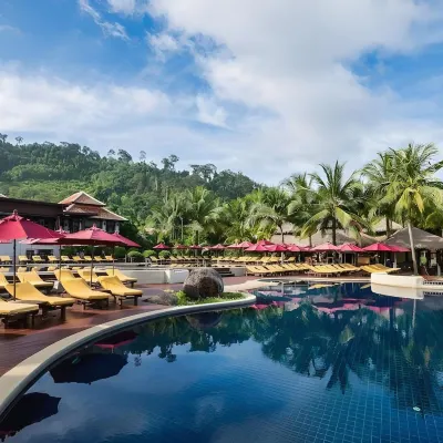 Khaolak Laguna Resort Hotels near Nangthong Supermarket