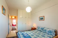 Bright comfy flat near the beach & the city center - 2-Star
