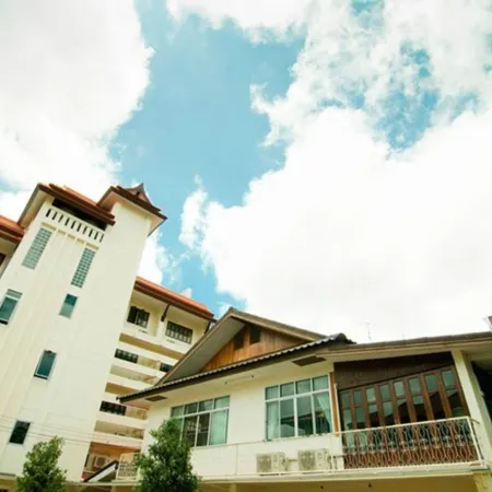 Swankaburi Boutique Hotel Отели в г. Саванкхалок