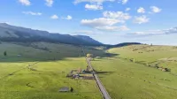 The FarmYard. Private 39-Acre Farmhouse with Views, Wildlife & Space to Unwind - Wifi