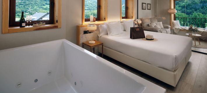 Hotel Boutique Mediodía & Apartments Hotele w: Sobrarbe