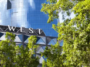 West Hotel Sydney - Curio Collection by Hilton